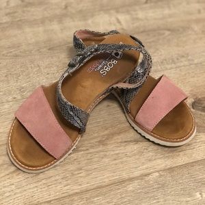 Women’s Skechers Bob memory foam sandals